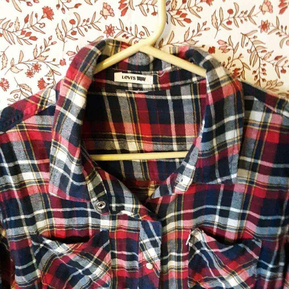 Levis Classic Snap-Button Up Flannel - image 4